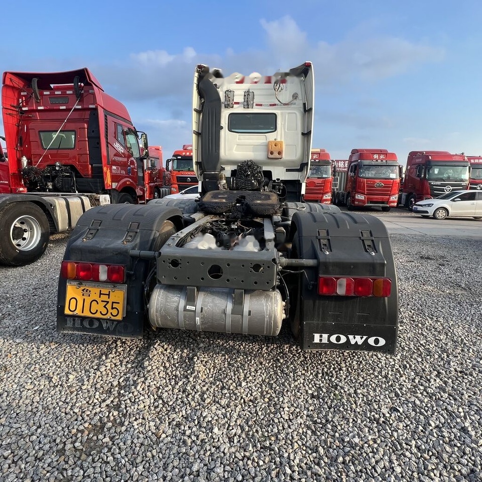 Sinotruk Howo T7H 480 - Tractor: foto 4 Sinotruk Howo T7H 480 - Tractor: foto 4