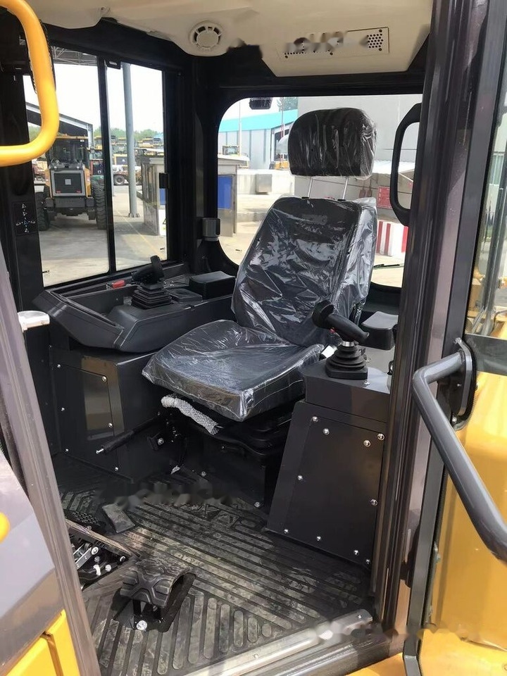 XCMG D170 - Buldôzer: foto 4 XCMG D170 - Buldôzer: foto 4