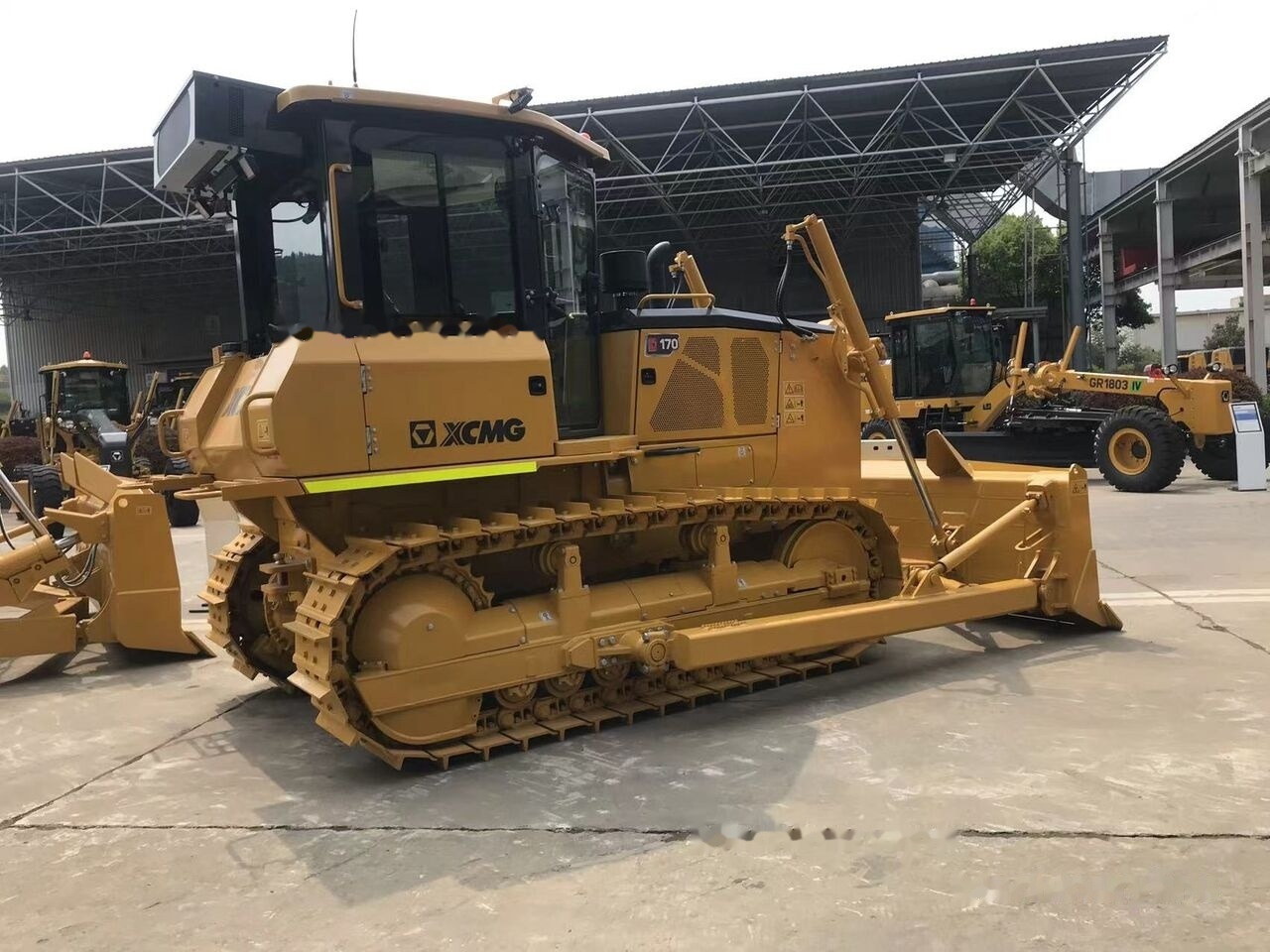 XCMG D170 - Buldôzer: foto 3 XCMG D170 - Buldôzer: foto 3