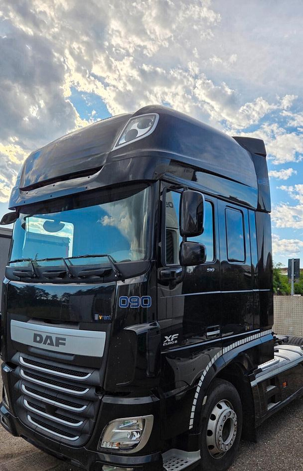 Cabina per DAF XF 106 Super Space - Cabine por Camião: foto 2 Cabina per DAF XF 106 Super Space - Cabine por Camião: foto 2