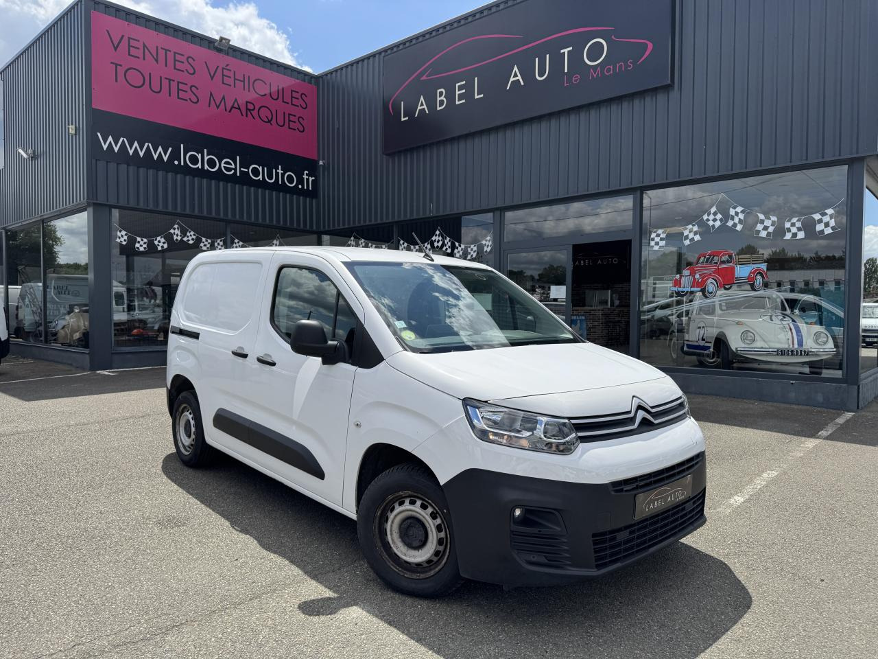 CITROEN berlingo M 650KG BLUEHDI 100 S&S DRIVER BVM5 - Furgão: foto 1 CITROEN berlingo M 650KG BLUEHDI 100 S&S DRIVER BVM5 - Furgão: foto 1