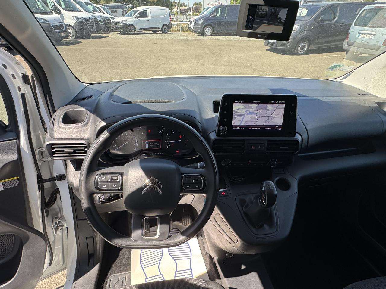 CITROEN berlingo M 650KG BLUEHDI 100 S&S DRIVER - Furgão: foto 3 CITROEN berlingo M 650KG BLUEHDI 100 S&S DRIVER - Furgão: foto 3