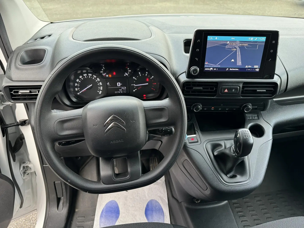 Citroen Berlingo M 650KG BLUEHDI 100 S&S DRIVER - Furgão: foto 4 Citroen Berlingo M 650KG BLUEHDI 100 S&S DRIVER - Furgão: foto 4