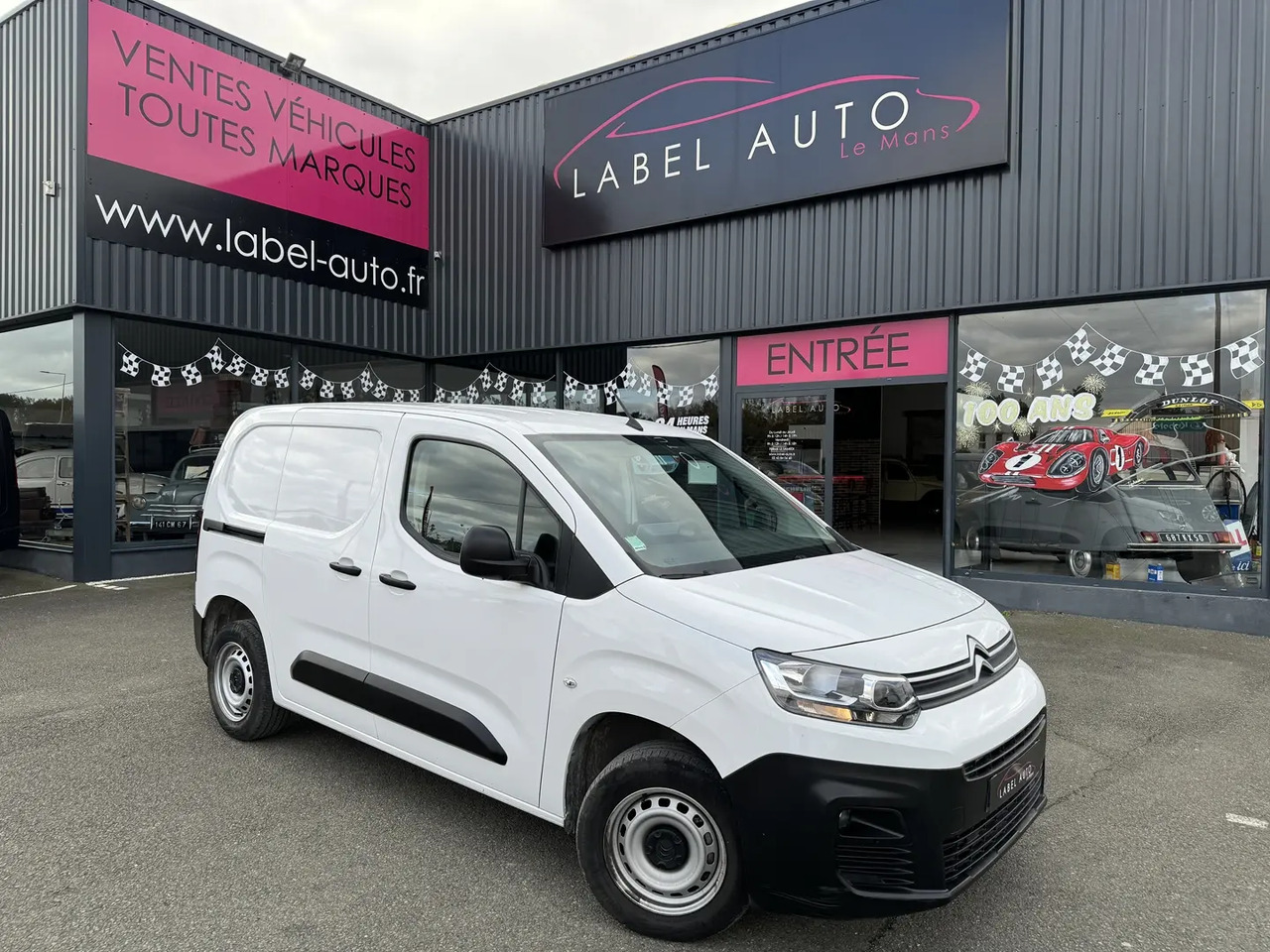 Citroen Berlingo M 650KG BLUEHDI 100 S&S DRIVER - Furgão: foto 1 Citroen Berlingo M 650KG BLUEHDI 100 S&S DRIVER - Furgão: foto 1