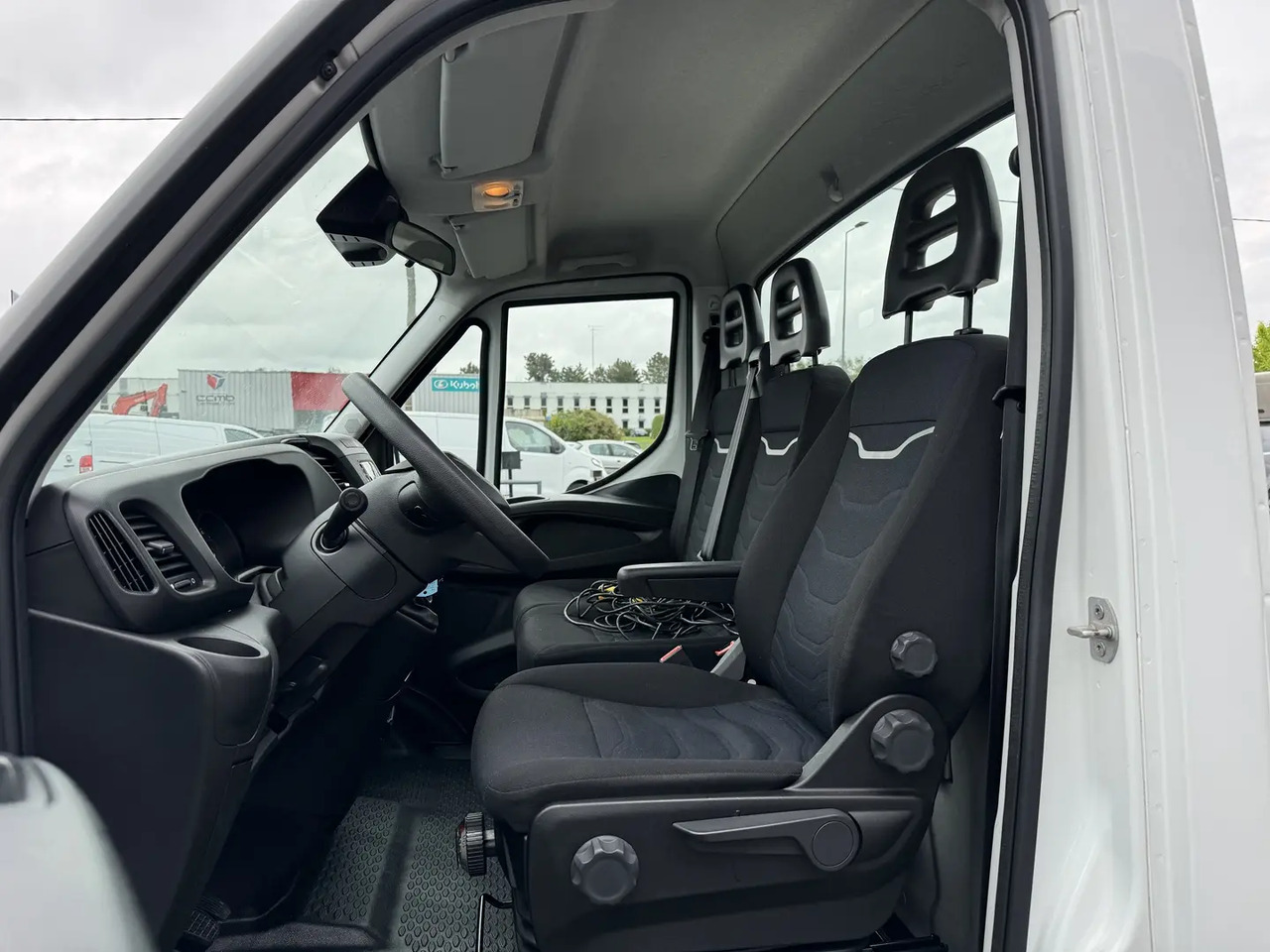 Iveco Daily 35C16H3.0 EMPATTEMENT 4100 - Caminhão reboque: foto 5 Iveco Daily 35C16H3.0 EMPATTEMENT 4100 - Caminhão reboque: foto 5