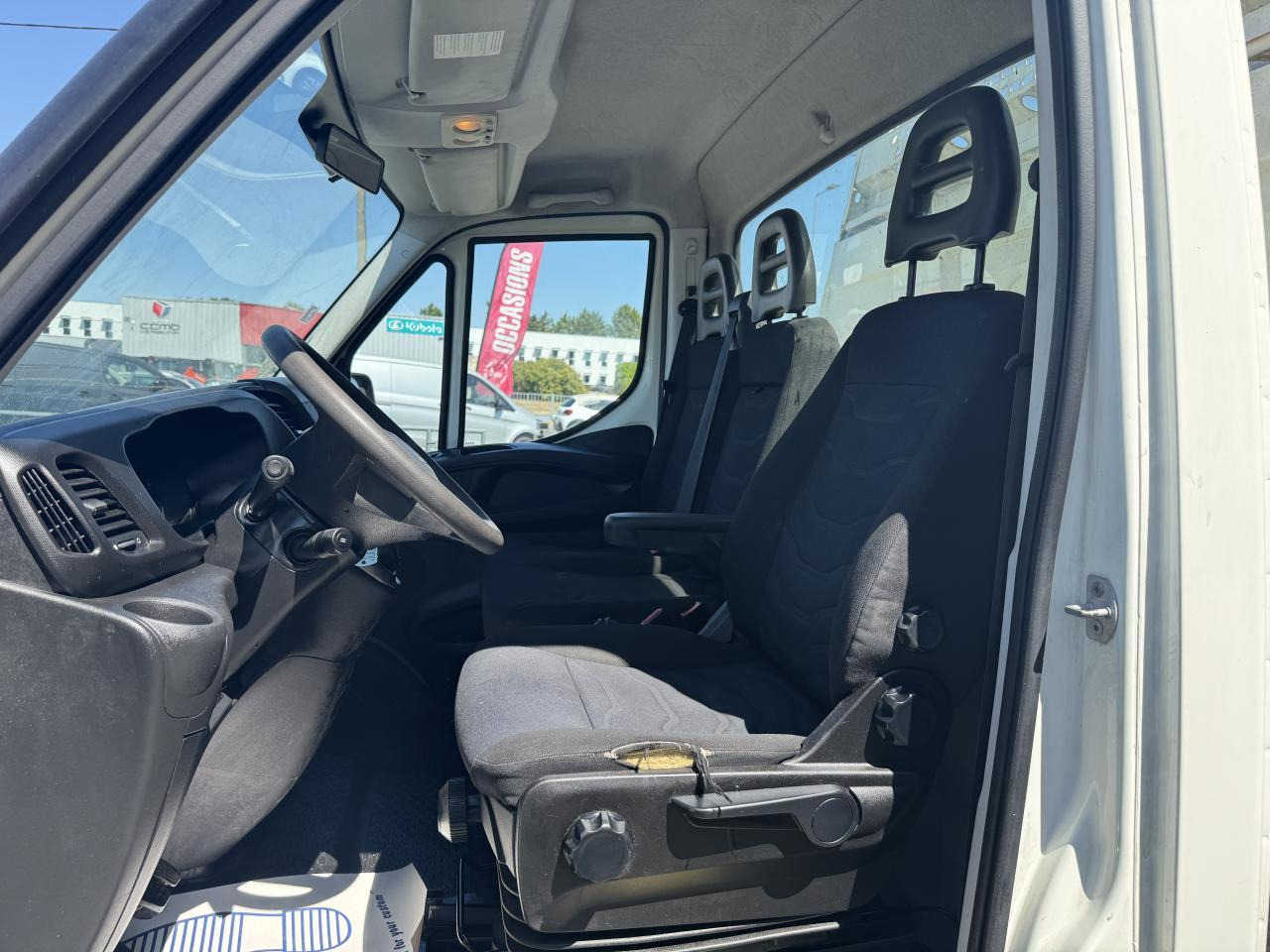 Iveco Daily IVECO 35 C 12 BENNE RJ 2.3 120 CH - Carrinha basculante: foto 4 Iveco Daily IVECO 35 C 12 BENNE RJ 2.3 120 CH - Carrinha basculante: foto 4