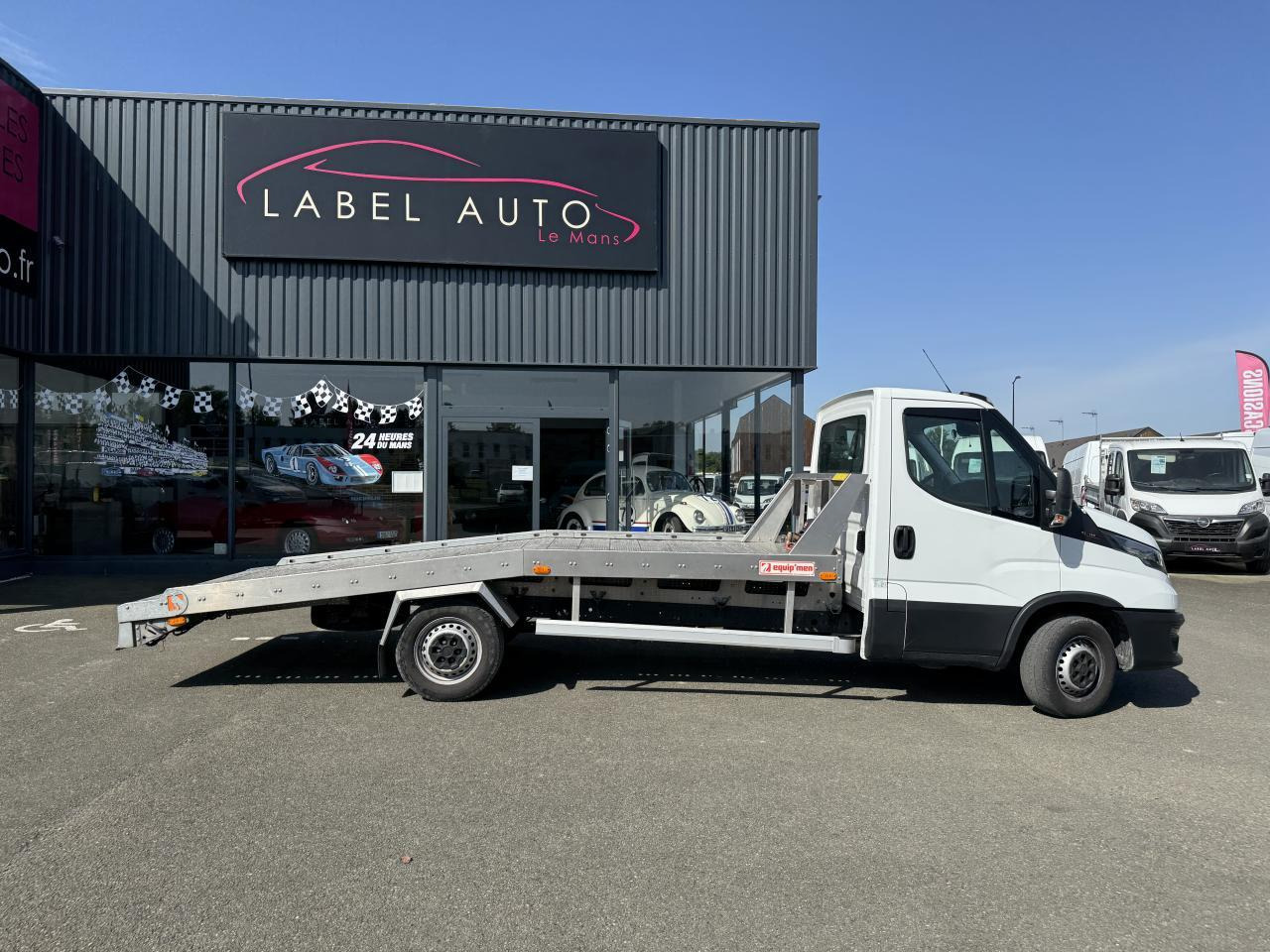 Iveco Daily IVECO PORTE VOITURE DEPANNEUSE 35 S 16 3L0 160 CH EMPATTEMENT 4100 PLATEAU FIX'ALU EQUIP'M - Camião transporte de veículos: foto 1 Iveco Daily IVECO PORTE VOITURE DEPANNEUSE 35 S 16 3L0 160 CH EMPATTEMENT 4100 PLATEAU FIX'ALU EQUIP'M - Camião transporte de veículos: foto 1