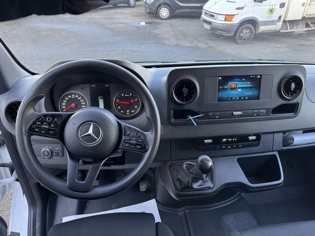 Mercedes Sprinter 315 CDI 37 3T5 PRO - Furgão: foto 4 Mercedes Sprinter 315 CDI 37 3T5 PRO - Furgão: foto 4