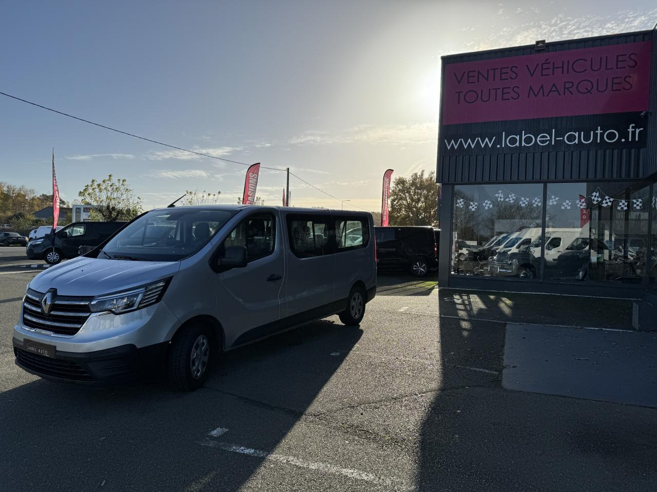 Leasing de RENAULT Trafic L2 2.0 Energy dCi - 150 - S&S III COMBI Combi Zen L2H1 PHASE 3 RENAULT Trafic L2 2.0 Energy dCi - 150 - S&S III COMBI Combi Zen L2H1 PHASE 3: foto 7 Leasing de RENAULT Trafic L2 2.0 Energy dCi - 150 - S&S III COMBI Combi Zen L2H1 PHASE 3 RENAULT Trafic L2 2.0 Energy dCi - 150 - S&S III COMBI Combi Zen L2H1 PHASE 3: foto 7