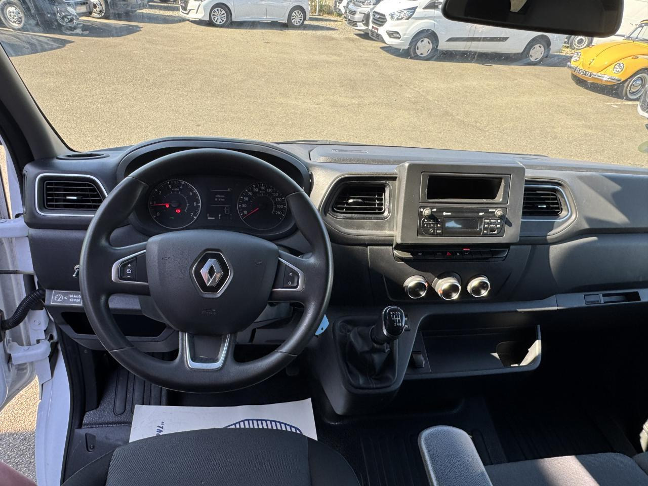 Renault Master 7 PLACES Confort F3300 L2H2 2.3 dCi - 135 III CABINE APPROFONDIE Cabine approfondie L2H2 Tra - Carrinha cabine dupla: foto 3 Renault Master 7 PLACES Confort F3300 L2H2 2.3 dCi - 135 III CABINE APPROFONDIE Cabine approfondie L2H2 Tra - Carrinha cabine dupla: foto 3
