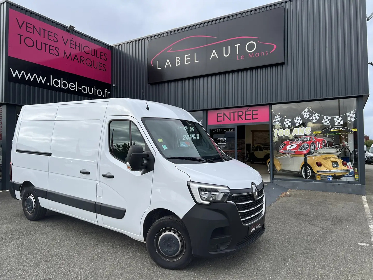 Renault Master F3300 L2H2 2.3 BLUE DCI 135CH GRAND CONFORT EURO6 - Furgão: foto 1 Renault Master F3300 L2H2 2.3 BLUE DCI 135CH GRAND CONFORT EURO6 - Furgão: foto 1