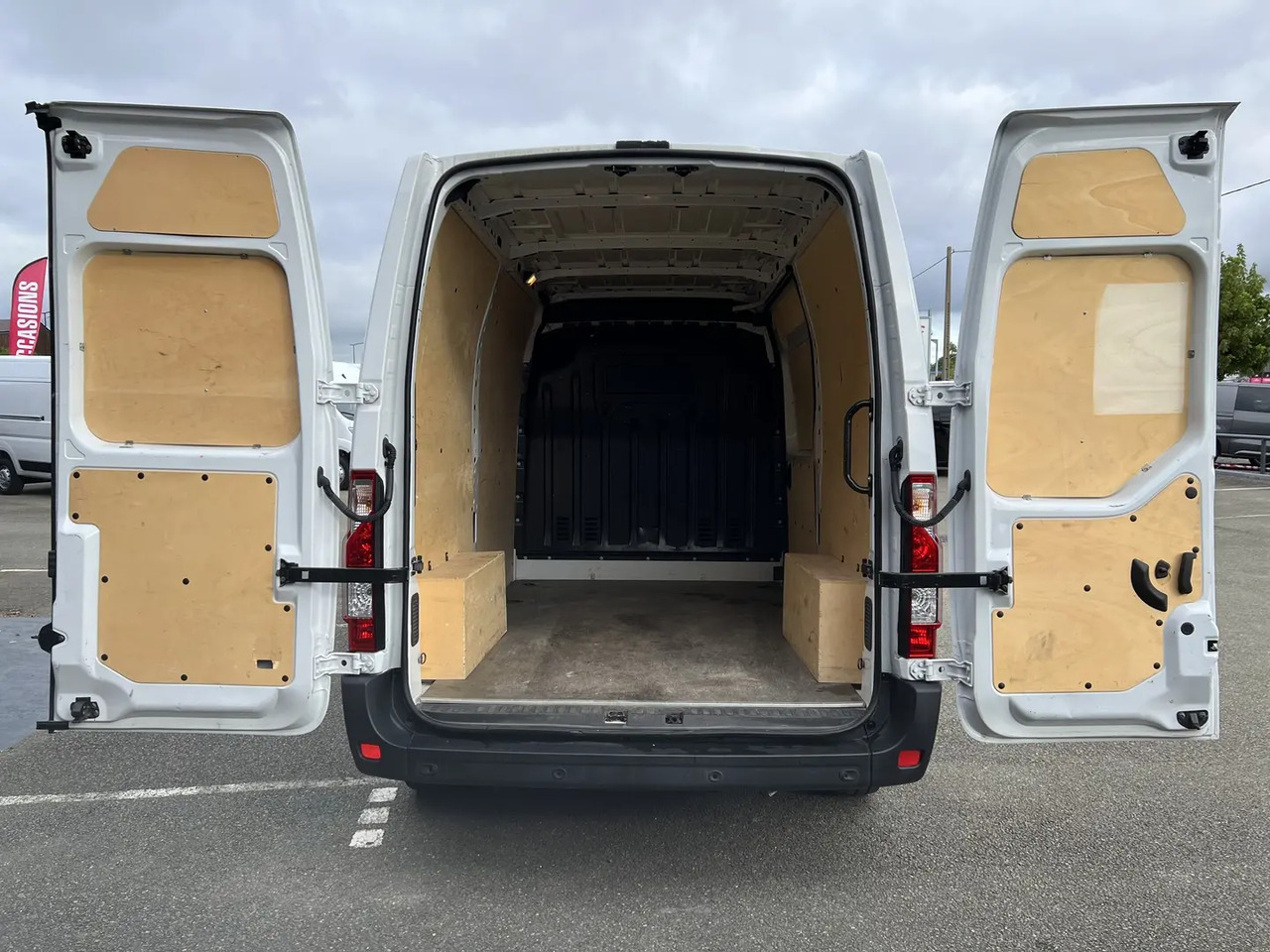 Renault Master F3300 L2H2 2.3 BLUE DCI 135CH GRAND CONFORT EURO6 - Furgão: foto 3 Renault Master F3300 L2H2 2.3 BLUE DCI 135CH GRAND CONFORT EURO6 - Furgão: foto 3