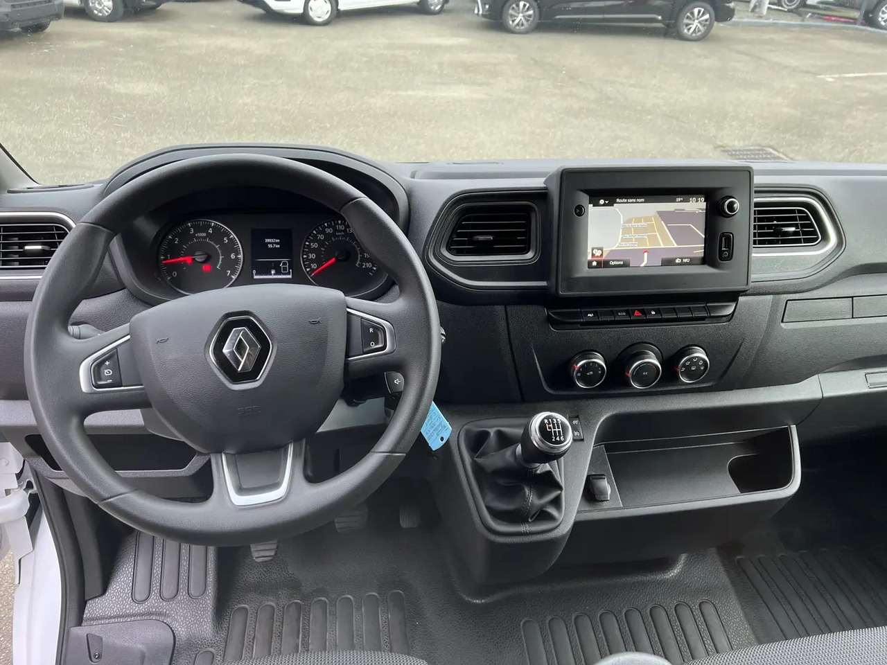 Renault Master F3300 L2H2 2.3 BLUE DCI 135CH GRAND CONFORT EURO6 - Furgão: foto 4 Renault Master F3300 L2H2 2.3 BLUE DCI 135CH GRAND CONFORT EURO6 - Furgão: foto 4