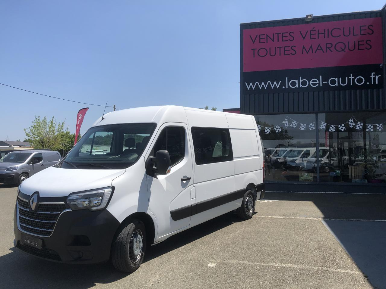 Renault Master F3300 L2H2 2.3 DCI 135CH CABINE APPROFONDIE CONFORT 7 PLACES - Carrinha cabine dupla: foto 5 Renault Master F3300 L2H2 2.3 DCI 135CH CABINE APPROFONDIE CONFORT 7 PLACES - Carrinha cabine dupla: foto 5