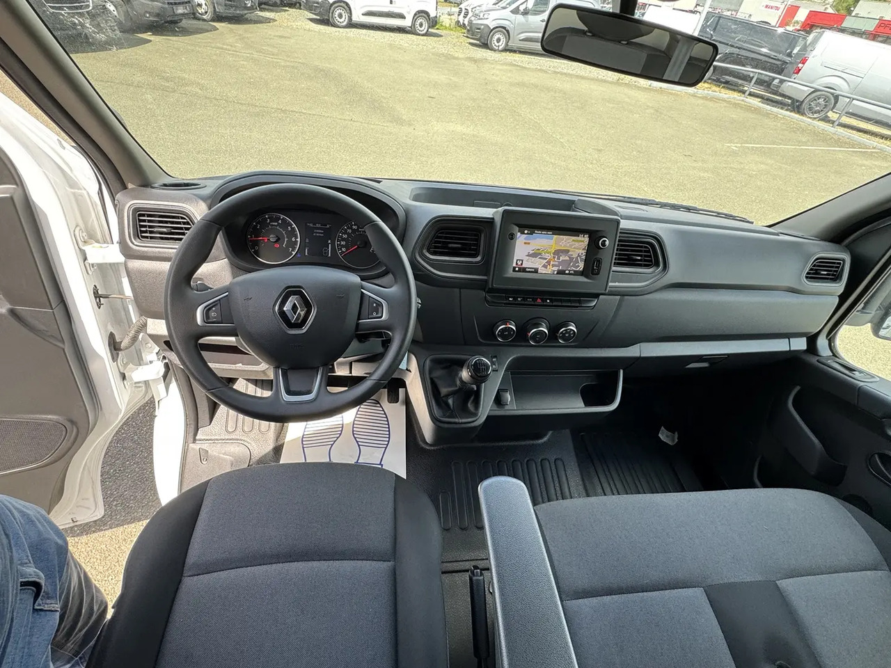 Renault Master F3500 L3H1 2.3 BLUE DCI 145CH CONFORT EUROVI - Carrinha de contentor: foto 3 Renault Master F3500 L3H1 2.3 BLUE DCI 145CH CONFORT EUROVI - Carrinha de contentor: foto 3