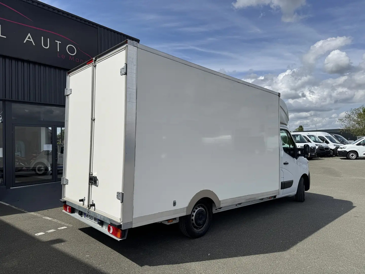 Renault Master F3500 L3H1 2.3 BLUE DCI 145CH CONFORT EUROVI - Carrinha de contentor: foto 4 Renault Master F3500 L3H1 2.3 BLUE DCI 145CH CONFORT EUROVI - Carrinha de contentor: foto 4