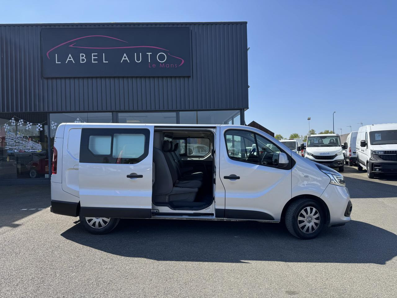 Carrinha cabine dupla Renault Trafic L2H1 2.0 DCI 145CH CABINE APPROFONDIE 6 PLACES CONFORT EDC: foto 1