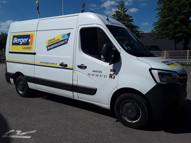 RENAULT MASTER L2H2 10m3 135CH - Furgão: foto 1 RENAULT MASTER L2H2 10m3 135CH - Furgão: foto 1