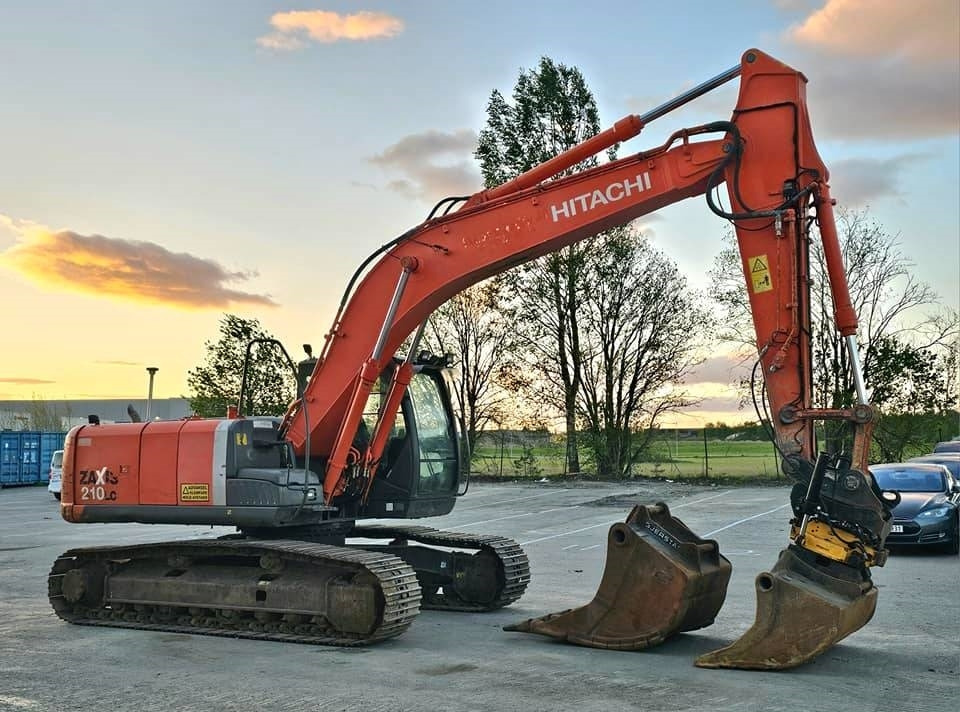 Hitachi ZX 210 LC-3 - Escavadora de rastos: foto 5 Hitachi ZX 210 LC-3 - Escavadora de rastos: foto 5
