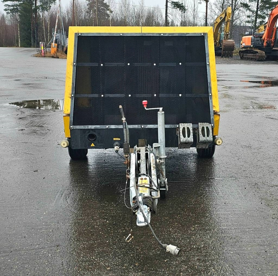 Kaeser M 122 - Compressor de ar: foto 4 Kaeser M 122 - Compressor de ar: foto 4