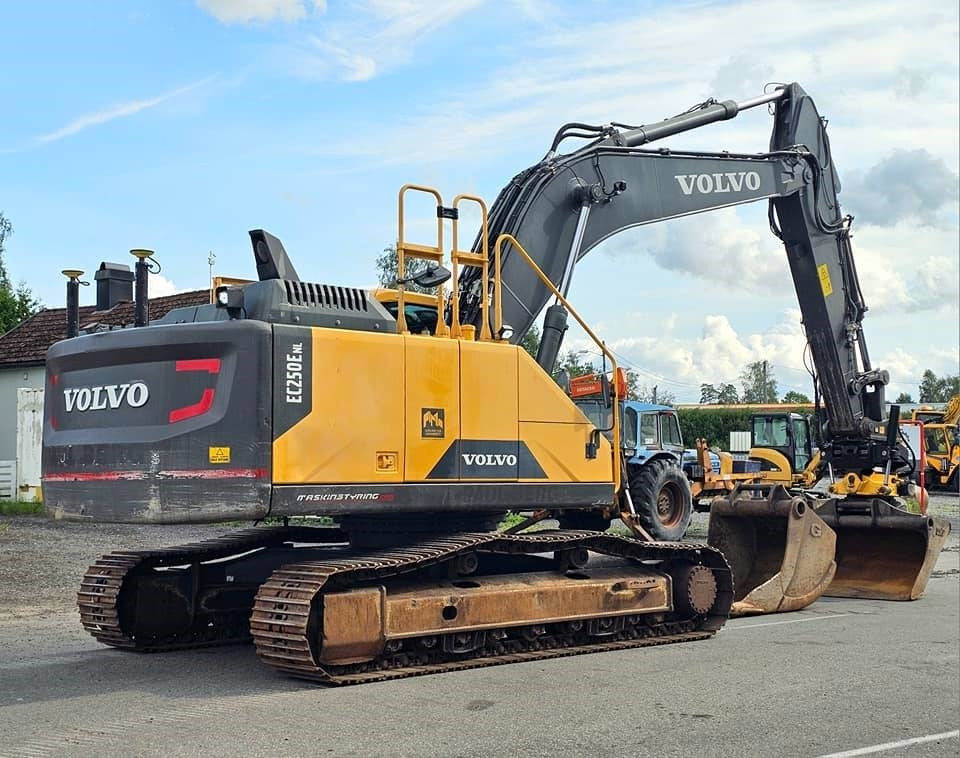 Volvo EC250 ENL - Escavadora de rastos: foto 5 Volvo EC250 ENL - Escavadora de rastos: foto 5
