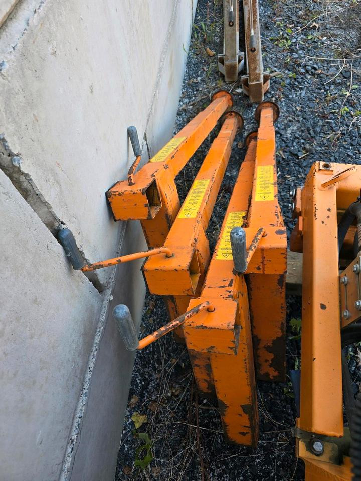 4x Stützen für Salzstreuer Container Wohnkabine Schmidt Epoke Gmeiner Salzsilo Streuautomat Winterdienst - Espalhador de areia/ Sal: foto 2 4x Stützen für Salzstreuer Container Wohnkabine Schmidt Epoke Gmeiner Salzsilo Streuautomat Winterdienst - Espalhador de areia/ Sal: foto 2