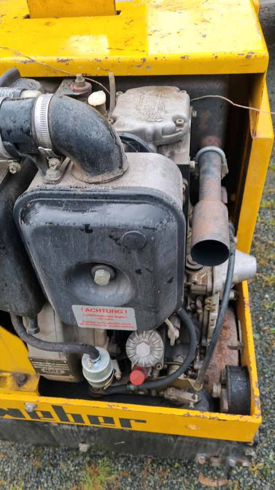 DVH 701 Weber Walze Glattmantel Walze Rüttelwalze Dublex Vibrationswalze Rüttelplatte Strassenwalze Plattenverdichter DVH 603 - Compactador pequeno de asfalto: foto 3 DVH 701 Weber Walze Glattmantel Walze Rüttelwalze Dublex Vibrationswalze Rüttelplatte Strassenwalze Plattenverdichter DVH 603 - Compactador pequeno de asfalto: foto 3