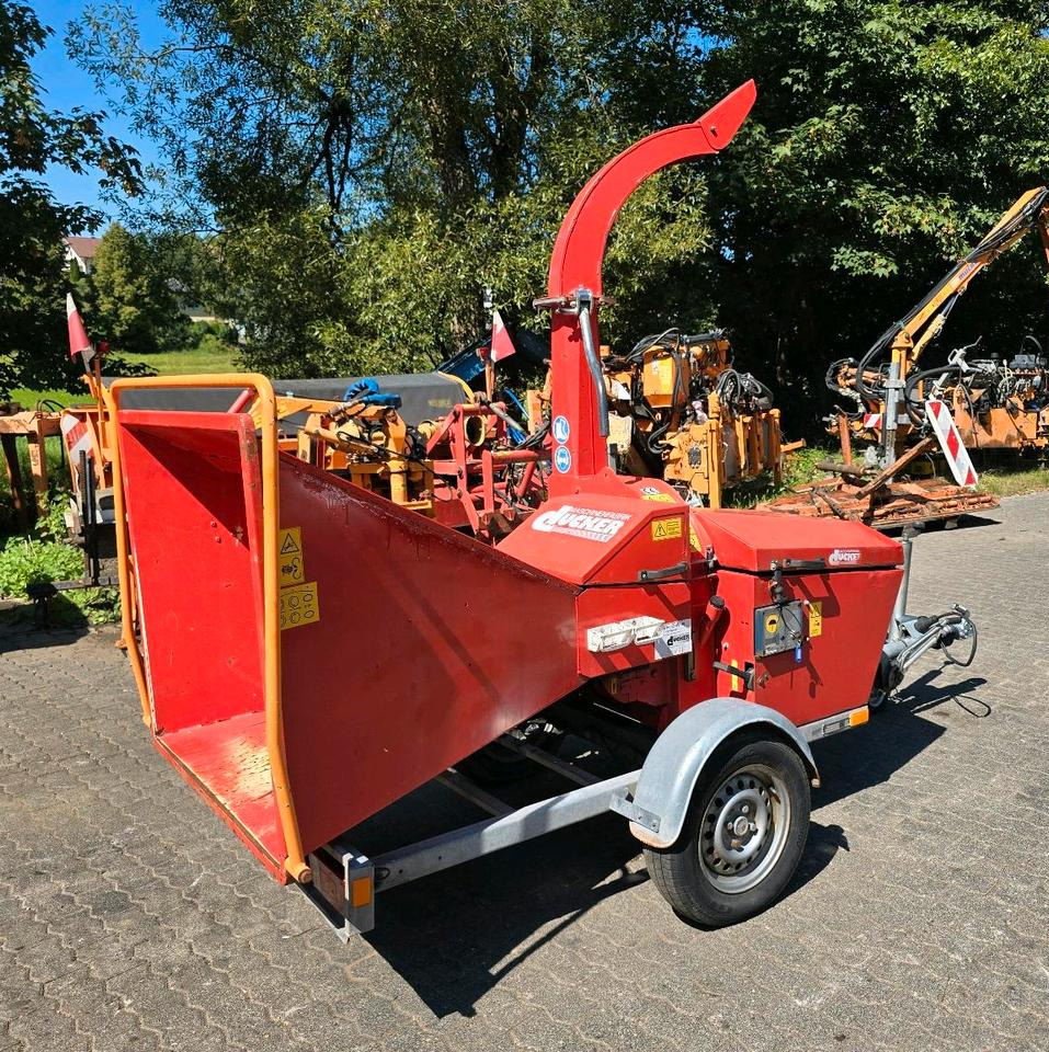 Dücker HM 140 Holzhacker Holzhäcksler Holzhackschnitzler Hacker Häcksler Diesel - Estilhaçadora de madeira: foto 2 Dücker HM 140 Holzhacker Holzhäcksler Holzhackschnitzler Hacker Häcksler Diesel - Estilhaçadora de madeira: foto 2