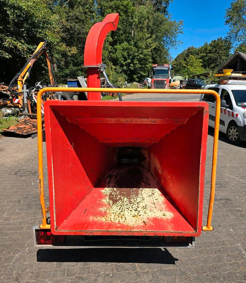 Dücker HM 140 Holzhacker Holzhäcksler Holzhackschnitzler Hacker Häcksler Diesel - Estilhaçadora de madeira: foto 3 Dücker HM 140 Holzhacker Holzhäcksler Holzhackschnitzler Hacker Häcksler Diesel - Estilhaçadora de madeira: foto 3