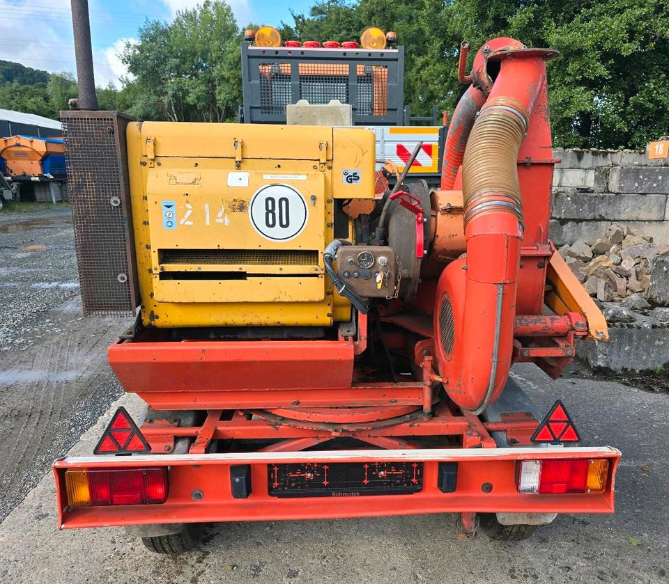 Dücker HM 760 Holzhacker Holzhäcksler Holzhackschnitzler Hacker Häcksler Hatz Diesel 4L40C - Estilhaçadora de madeira: foto 2 Dücker HM 760 Holzhacker Holzhäcksler Holzhackschnitzler Hacker Häcksler Hatz Diesel 4L40C - Estilhaçadora de madeira: foto 2