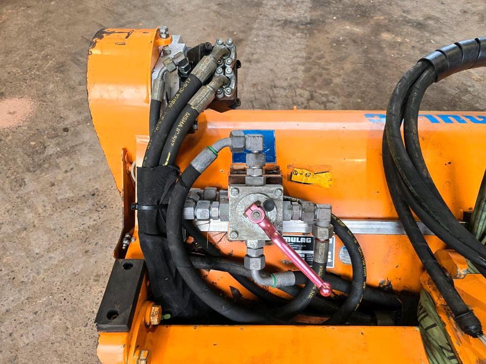 Gestrüppmähkopf Mulag GMK 1200 Forstmulcher Forstfräse Mähkopf Grasmähkopf Mähkorb Mähausleger Böschungsmäher Böschungsmulcher FME MKM DUA UNA Dücker MHU 800 700 600 FMK - Triturador florestal: foto 5 Gestrüppmähkopf Mulag GMK 1200 Forstmulcher Forstfräse Mähkopf Grasmähkopf Mähkorb Mähausleger Böschungsmäher Böschungsmulcher FME MKM DUA UNA Dücker MHU 800 700 600 FMK - Triturador florestal: foto 5