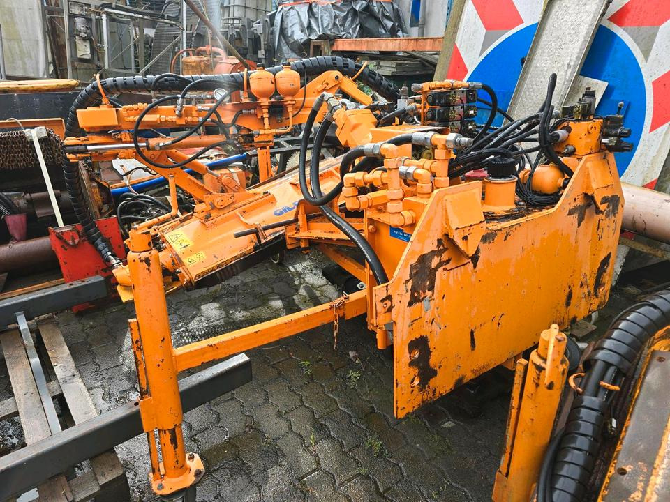 Gilbers GM 12 RL Randstreifenmäher Böschungsmulcher Böschungsmäher Seitenmulcher Mähausleger Dücker Mulag - Triturador lateral: foto 2 Gilbers GM 12 RL Randstreifenmäher Böschungsmulcher Böschungsmäher Seitenmulcher Mähausleger Dücker Mulag - Triturador lateral: foto 2