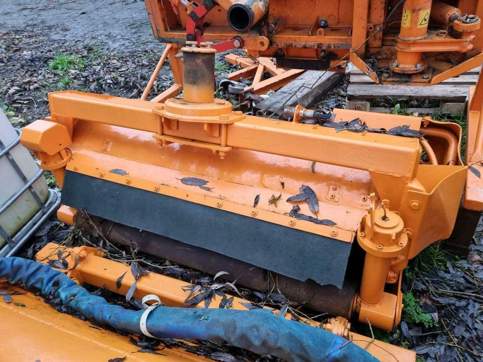 Gilbers Mulchkopf Mähkorb Mähkopf 120cm Mulag Mähausleger Böschun - Triturador de martelos/ Destroçador: foto 1 Gilbers Mulchkopf Mähkorb Mähkopf 120cm Mulag Mähausleger Böschun - Triturador de martelos/ Destroçador: foto 1