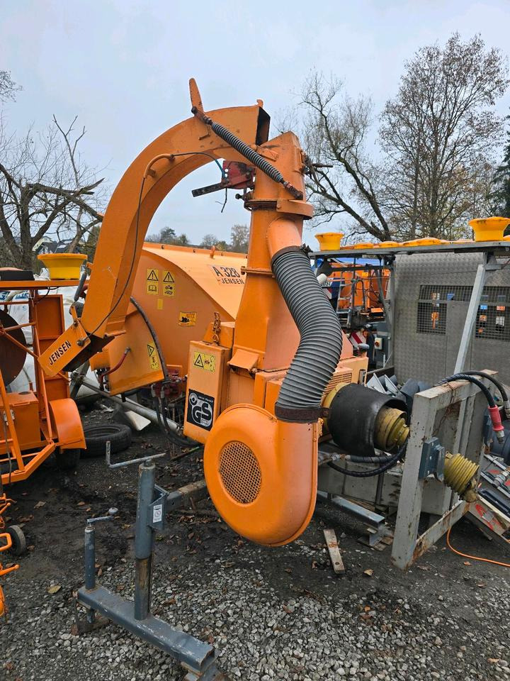 Jensen A328 Holhäcksler Holzhacker Holzschreder passend für Unimog 405 U 300 400 500 527 530 523 - Estilhaçadora de madeira: foto 1 Jensen A328 Holhäcksler Holzhacker Holzschreder passend für Unimog 405 U 300 400 500 527 530 523 - Estilhaçadora de madeira: foto 1