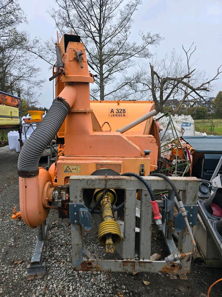 Jensen A328 Holhäcksler Holzhacker Holzschreder passend für Unimog 405 U 300 400 500 527 530 523 - Estilhaçadora de madeira: foto 3 Jensen A328 Holhäcksler Holzhacker Holzschreder passend für Unimog 405 U 300 400 500 527 530 523 - Estilhaçadora de madeira: foto 3