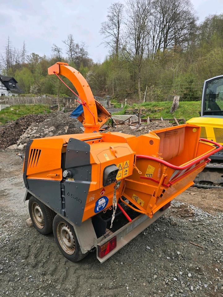 Jensen A540 Holzhacker Holzhäcksler Häcksler Holzhackschnitzler Tünnißen Stocks Dücker Kubot Motor - Estilhaçadora de madeira: foto 3 Jensen A540 Holzhacker Holzhäcksler Häcksler Holzhackschnitzler Tünnißen Stocks Dücker Kubot Motor - Estilhaçadora de madeira: foto 3