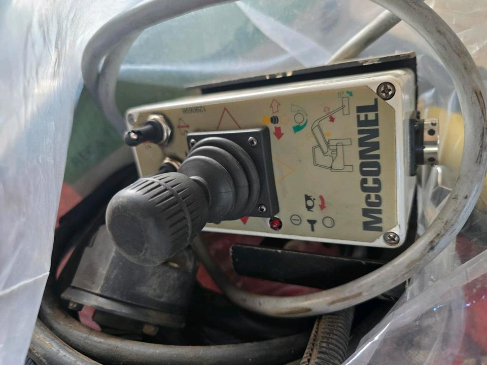 McConnel PA48 MK2 Mähausleger Mc Connel Böschungsmäher Böschungsmulcher Hangmäher für Traktor - Limpa bermas: foto 2 McConnel PA48 MK2 Mähausleger Mc Connel Böschungsmäher Böschungsmulcher Hangmäher für Traktor - Limpa bermas: foto 2