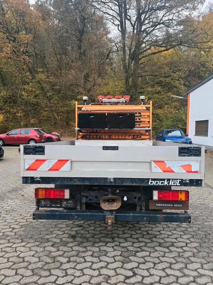 Mercedes-Benz Vario 613D Bluetec 5 Pritsche Doka LKW - Carrinha de caixa aberta, Carrinha cabine dupla: foto 3 Mercedes-Benz Vario 613D Bluetec 5 Pritsche Doka LKW - Carrinha de caixa aberta, Carrinha cabine dupla: foto 3