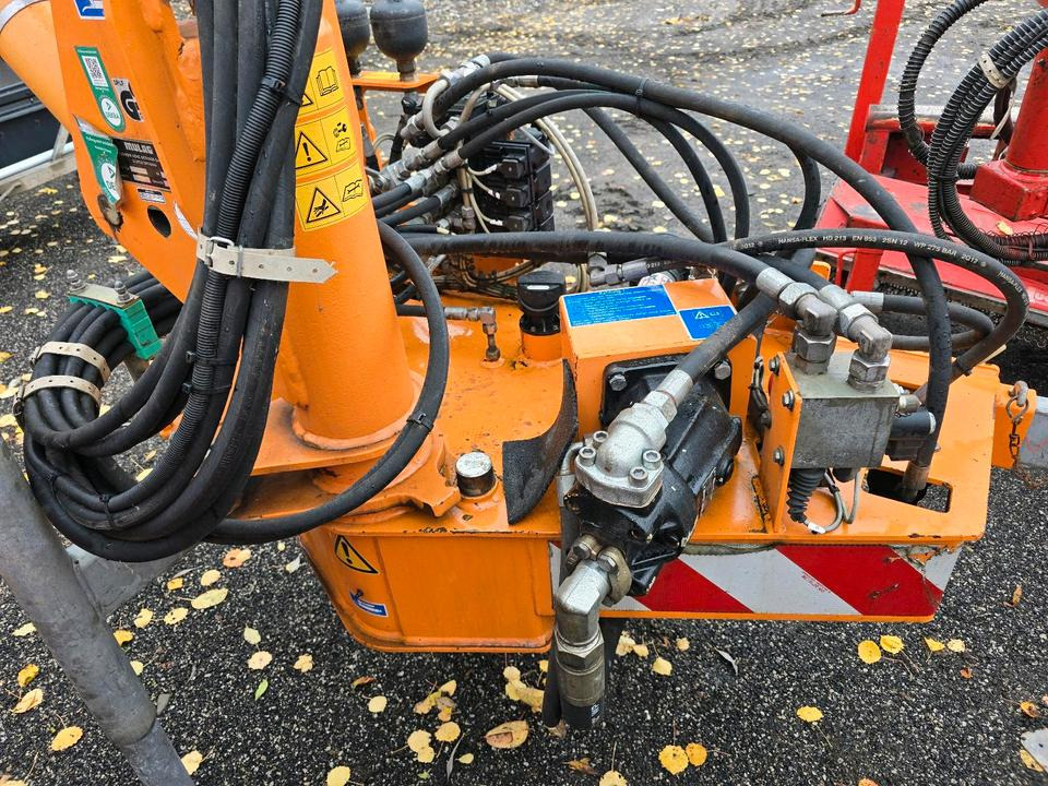 Mulag FME 500 Böschungsmäher Böschungsmulcher FME für Unimog 405 UGE UGN U300 400 500 423 427 430 530 MHU MFK DUA UNA - Lança: foto 3 Mulag FME 500 Böschungsmäher Böschungsmulcher FME für Unimog 405 UGE UGN U300 400 500 423 427 430 530 MHU MFK DUA UNA - Lança: foto 3