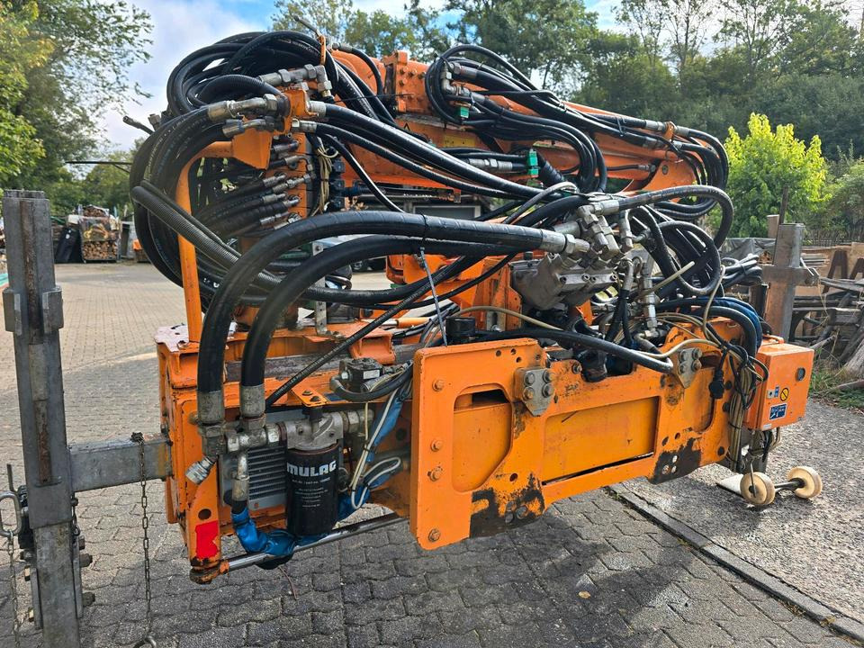 Mulag MFK 600 Mähausleger mit Randstreifenmäher MRF 350 Böschungsmäher Böschungsmulcher Hangmäher MKM 700 FME 600 500 - Lança: foto 2 Mulag MFK 600 Mähausleger mit Randstreifenmäher MRF 350 Böschungsmäher Böschungsmulcher Hangmäher MKM 700 FME 600 500 - Lança: foto 2