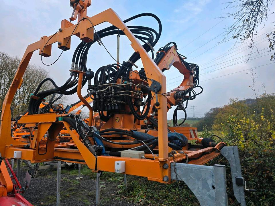 Mulag MHU 800 Mähausleger Teleskop Böschungsmäher Böschungsmulcher für Unimog 405 U 300 400 500 318 423 427 430 527 535 530 Mercedes-Benz - Limpa bermas: foto 5 Mulag MHU 800 Mähausleger Teleskop Böschungsmäher Böschungsmulcher für Unimog 405 U 300 400 500 318 423 427 430 527 535 530 Mercedes-Benz - Limpa bermas: foto 5