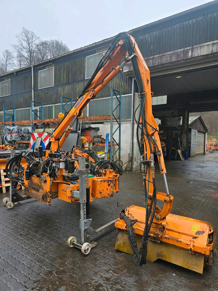 Mulag MKM 700 Böschungsmäher Böschungsmulcher FME für Unimog 405 U300 400 500 423 427 430 530 Dücker - Limpa bermas: foto 2 Mulag MKM 700 Böschungsmäher Böschungsmulcher FME für Unimog 405 U300 400 500 423 427 430 530 Dücker - Limpa bermas: foto 2