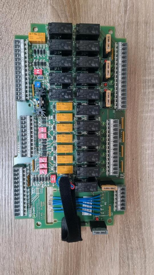 Platine Beilhack Seitenschneepflug 1053437-1 / 65-312080 Steuerplatine Steuerung - Centralina electrónica por Veículo municipal/ Especial: foto 1 Platine Beilhack Seitenschneepflug 1053437-1 / 65-312080 Steuerplatine Steuerung - Centralina electrónica por Veículo municipal/ Especial: foto 1