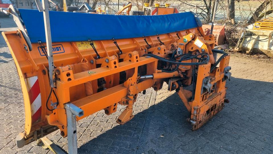 Schmidt MS 40.1 Schneepflug 4m. Schneeschild Scheeschieber Tarron CP MF für Unimog 405 - Lâmina limpa-neves: foto 1 Schmidt MS 40.1 Schneepflug 4m. Schneeschild Scheeschieber Tarron CP MF für Unimog 405 - Lâmina limpa-neves: foto 1