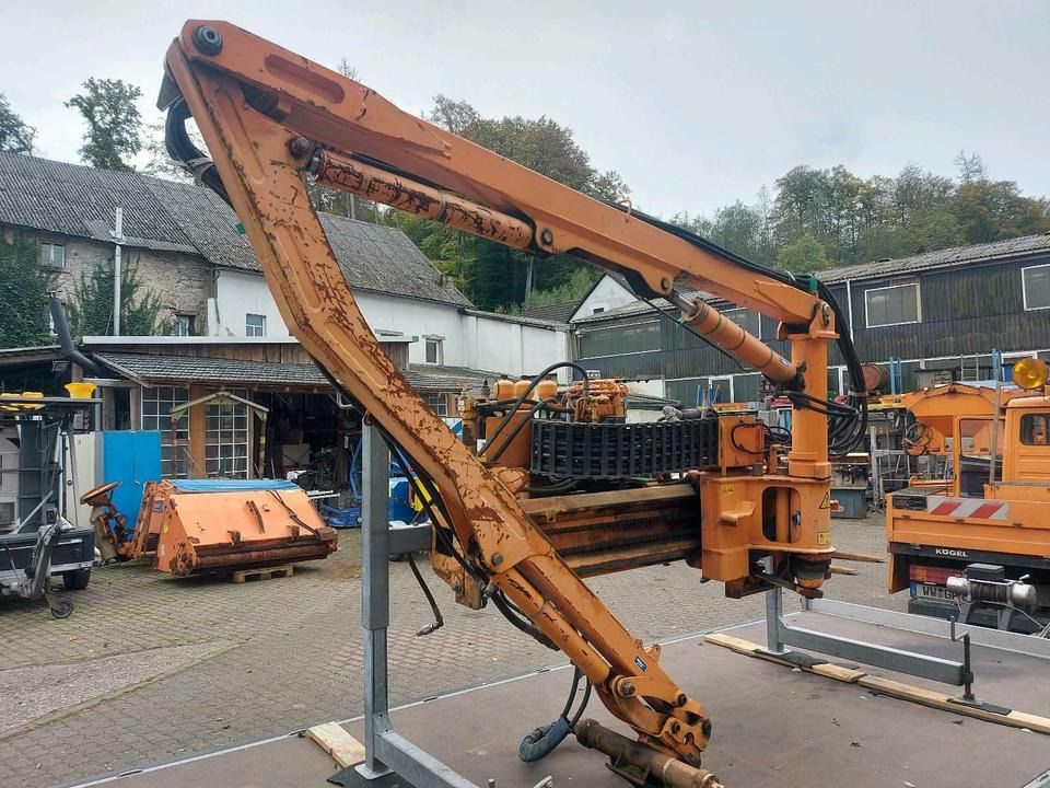 Suche Dücker Mulag Mähausleger Böschungsmulcher Schmidt Unimog - Limpa bermas: foto 4 Suche Dücker Mulag Mähausleger Böschungsmulcher Schmidt Unimog - Limpa bermas: foto 4