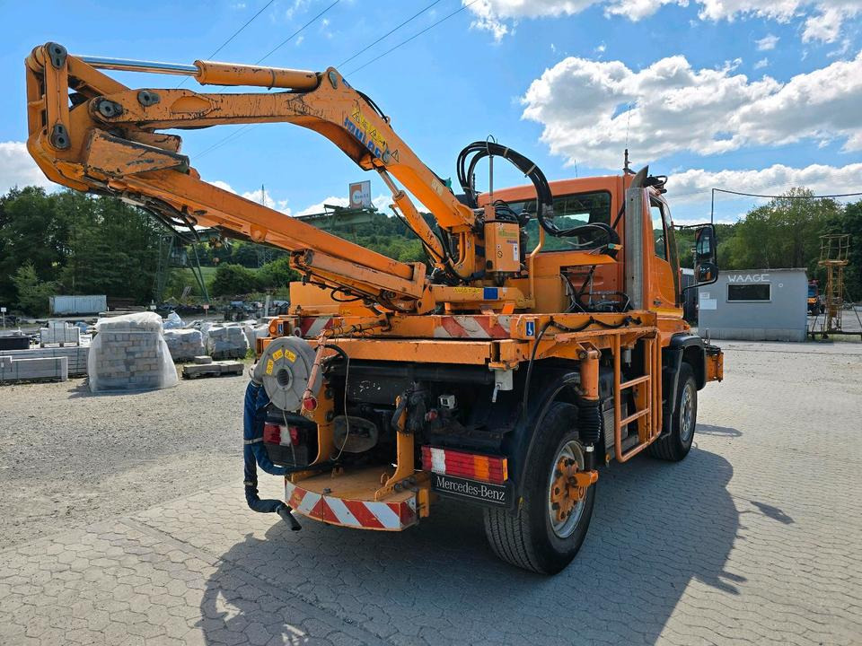 Unimog U400 405/12 6-Zylinder mit Mulag Böschungsmäher Böschungsmulcher Frontmäher Randstreifenmäher Mercedes-Benz U 400 300 500 - Veículo limpa-neves: foto 4 Unimog U400 405/12 6-Zylinder mit Mulag Böschungsmäher Böschungsmulcher Frontmäher Randstreifenmäher Mercedes-Benz U 400 300 500 - Veículo limpa-neves: foto 4