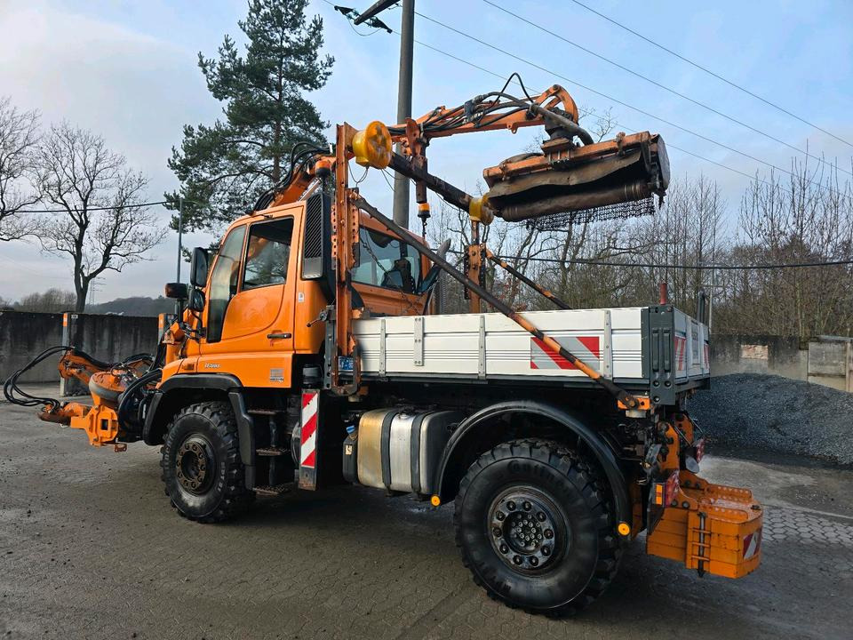 Unimog U400 2013 405/10 405/12 NKS-Z-UGN-43K Bluetec 5 Mercedes-Benz UGE UGN Mulag MKM700 Mähausleger Böschungsmäher Böschungsmulcher Küpper-Weisser IMS Salzstreuer - Veículo municipal/ Especial: foto 2 Unimog U400 2013 405/10 405/12 NKS-Z-UGN-43K Bluetec 5 Mercedes-Benz UGE UGN Mulag MKM700 Mähausleger Böschungsmäher Böschungsmulcher Küpper-Weisser IMS Salzstreuer - Veículo municipal/ Especial: foto 2
