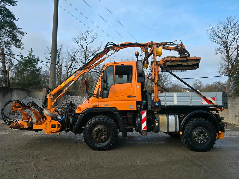 Unimog U400 2013 405/10 405/12 NKS-Z-UGN-43K Bluetec 5 Mercedes-Benz UGE UGN Mulag MKM700 Mähausleger Böschungsmäher Böschungsmulcher Küpper-Weisser IMS Salzstreuer - Veículo municipal/ Especial: foto 3 Unimog U400 2013 405/10 405/12 NKS-Z-UGN-43K Bluetec 5 Mercedes-Benz UGE UGN Mulag MKM700 Mähausleger Böschungsmäher Böschungsmulcher Küpper-Weisser IMS Salzstreuer - Veículo municipal/ Especial: foto 3