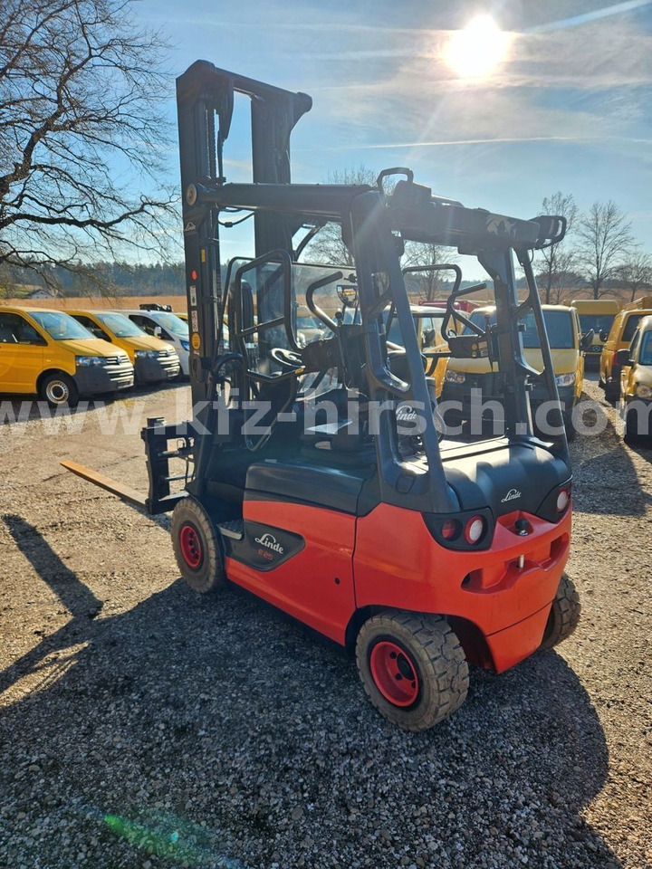 Linde E25 R Roadster , 6.880mm Hubhöhe, StVZO hydr. Zi - Empilhadeira elétrica: foto 4 Linde E25 R Roadster , 6.880mm Hubhöhe, StVZO hydr. Zi - Empilhadeira elétrica: foto 4