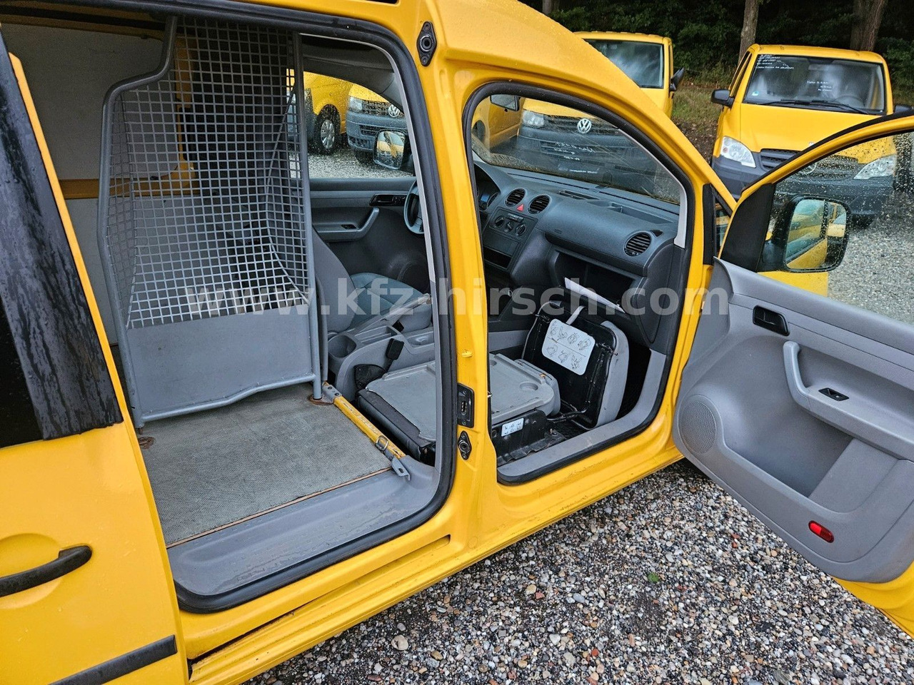 Volkswagen Caddy 2.0 SDI*1.Hand*2-Sitzer*2xSchiebetüre - Furgão de passageiros: foto 4 Volkswagen Caddy 2.0 SDI*1.Hand*2-Sitzer*2xSchiebetüre - Furgão de passageiros: foto 4